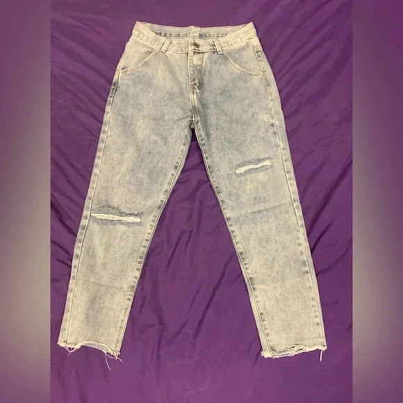 🤑Distressed blue jeans - Picture 1 of 5